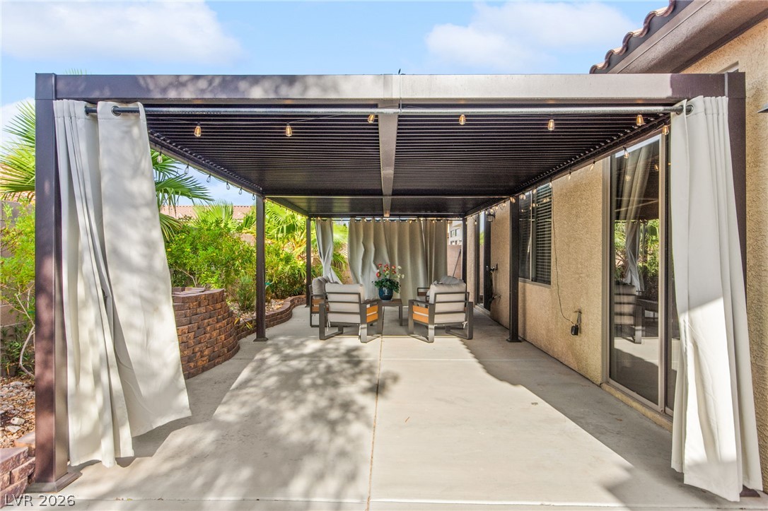 7568 Stray Horse Avenue