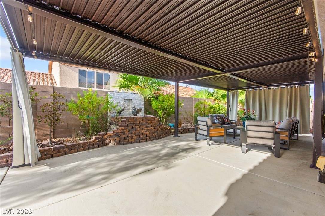 7568 Stray Horse Avenue