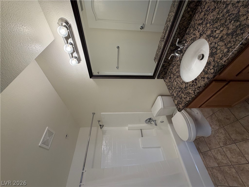 2130 Sealion Drive 103