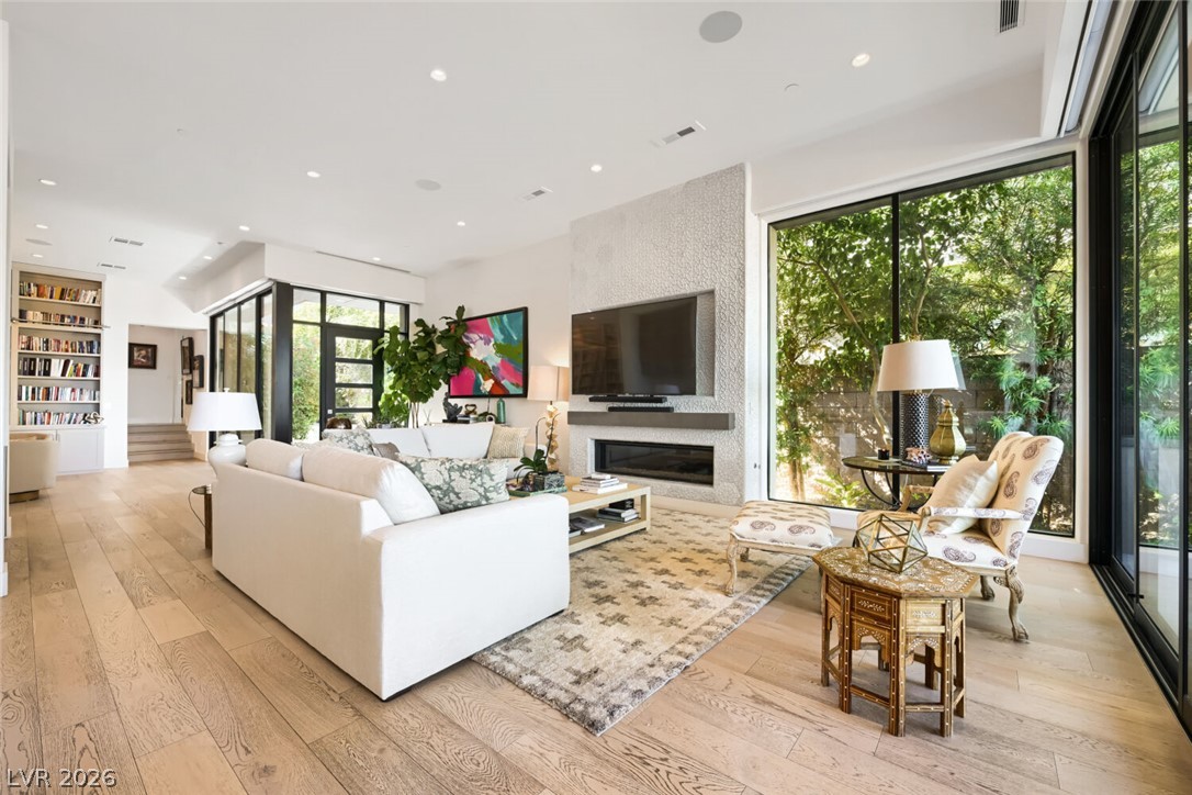 1228 Starview Peak Court