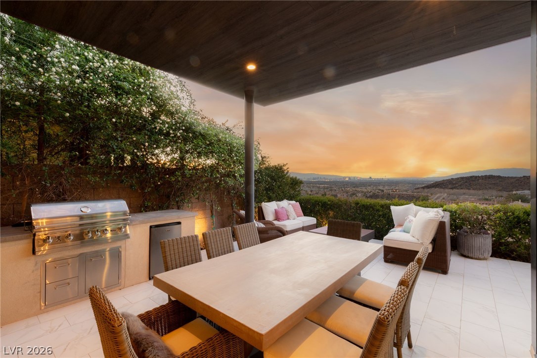 1228 Starview Peak Court