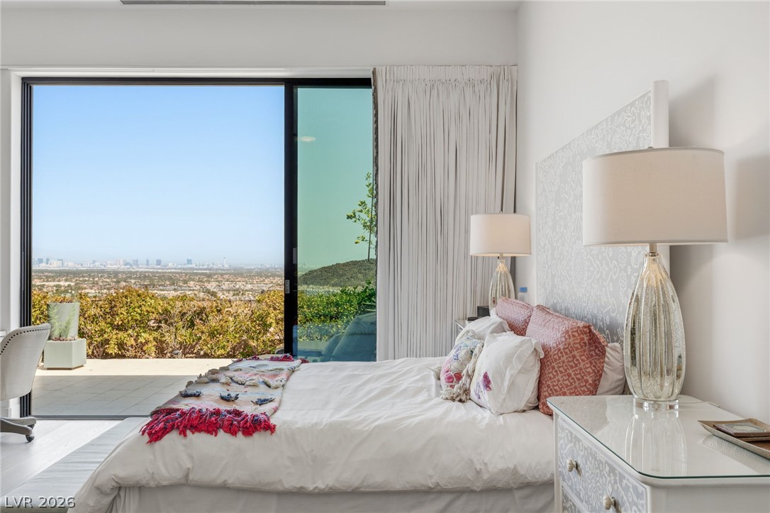 1228 Starview Peak Court