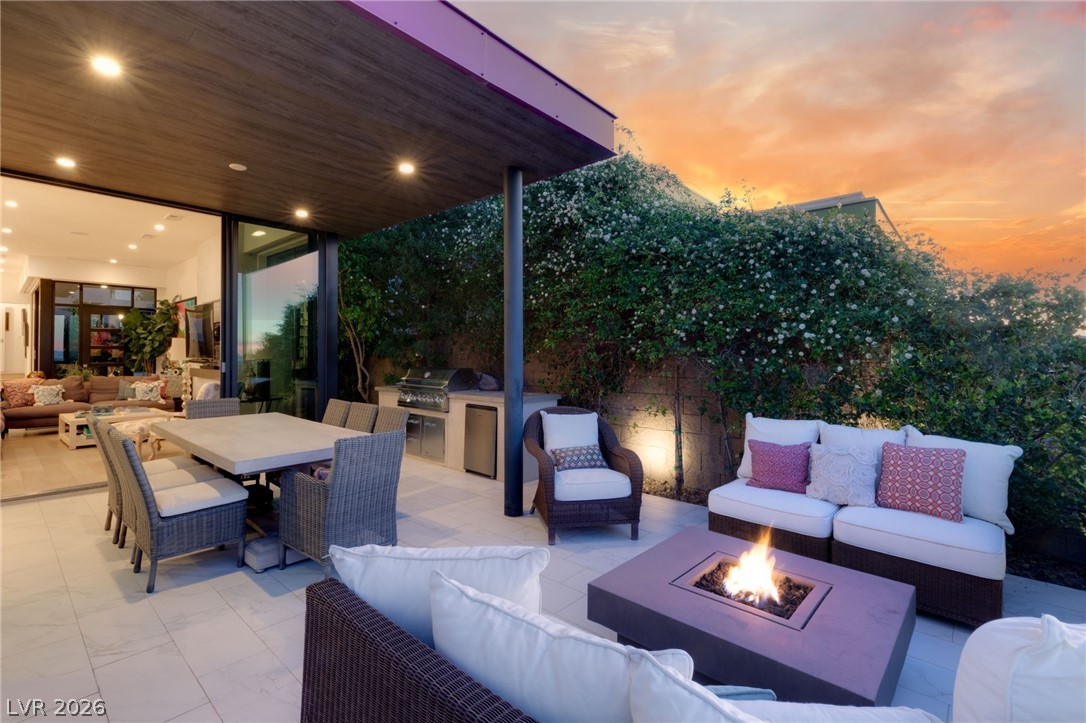 1228 Starview Peak Court