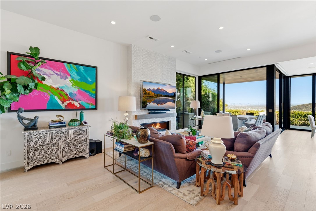 1228 Starview Peak Court