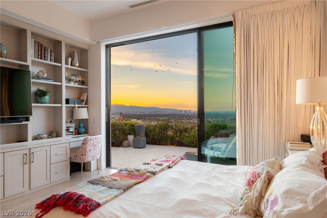 1228 Starview Peak Court