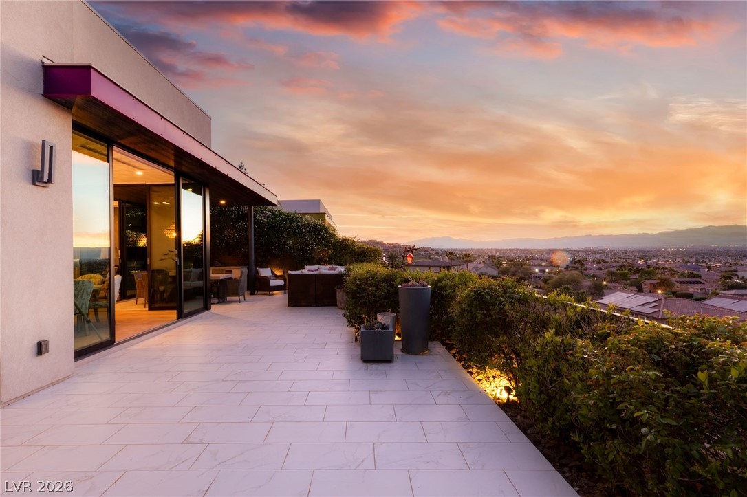 1228 Starview Peak Court