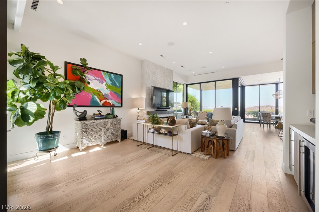 1228 Starview Peak Court