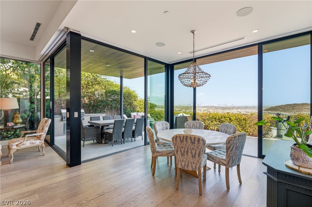 1228 Starview Peak Court