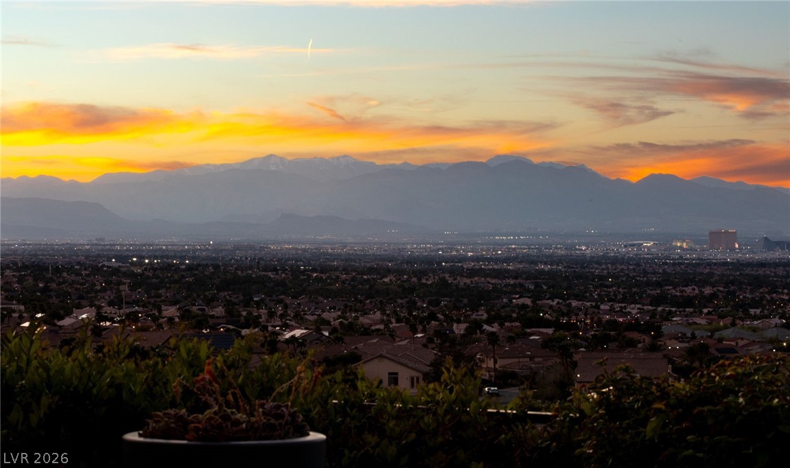 1228 Starview Peak Court