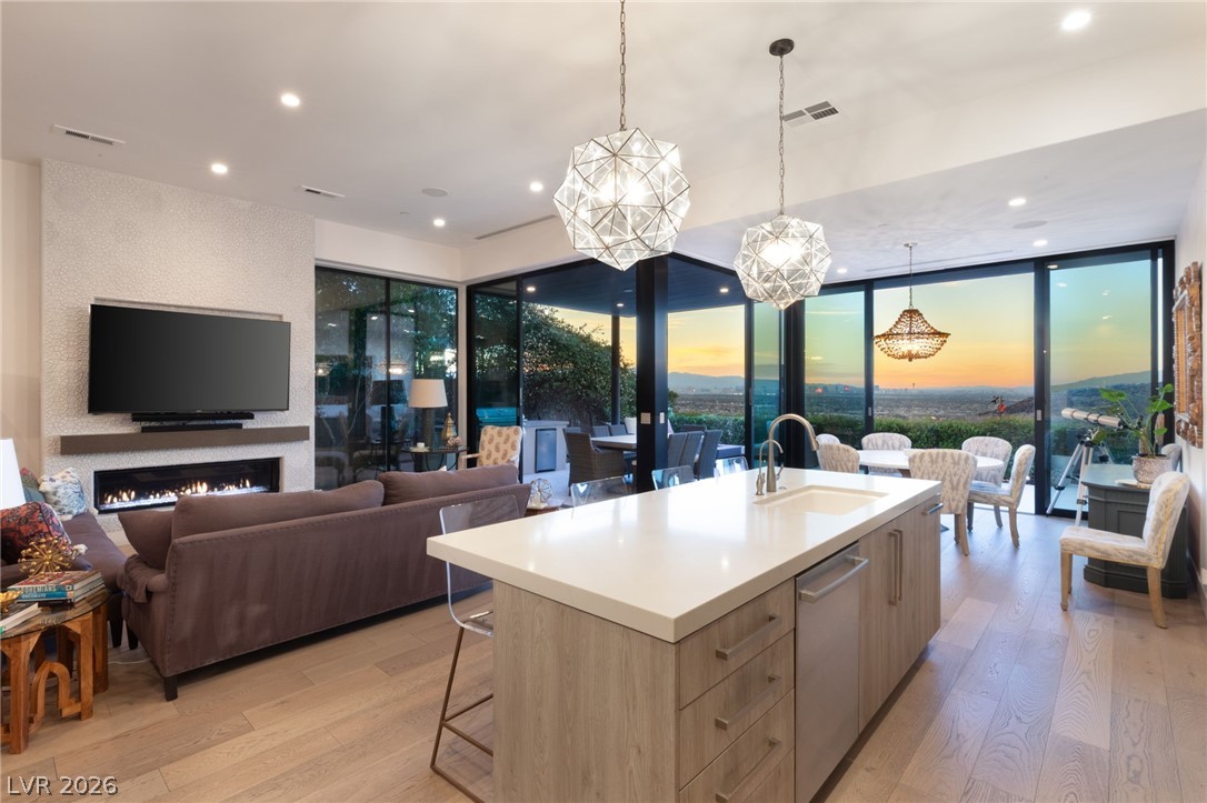 1228 Starview Peak Court