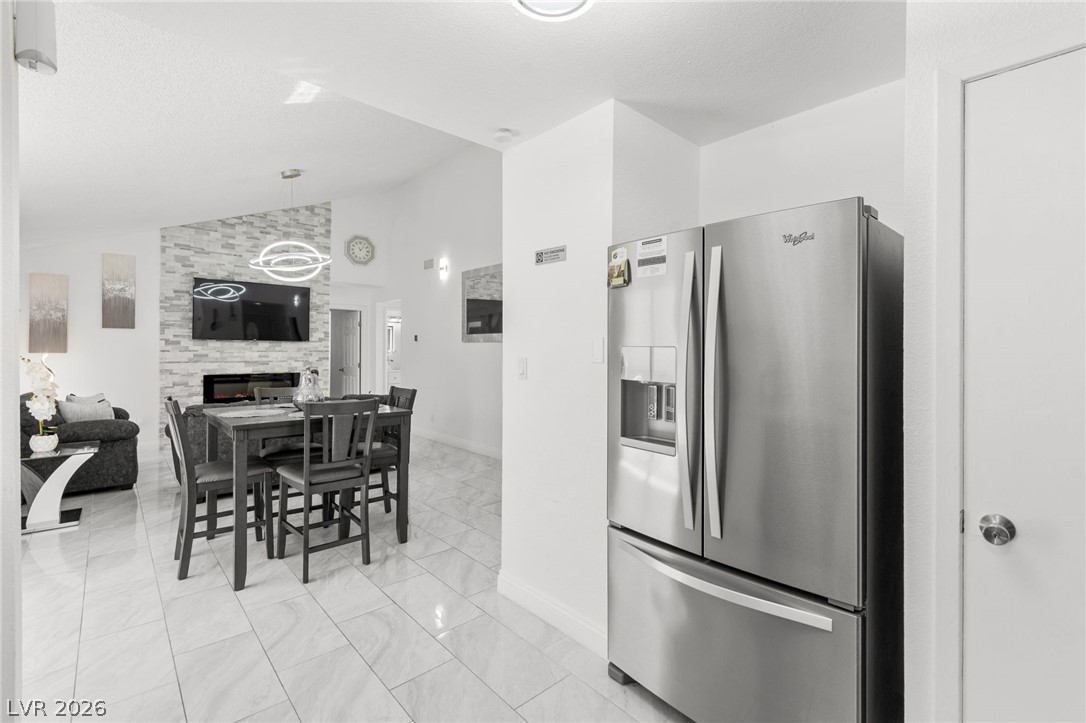 2316 El Cerrito Circle
