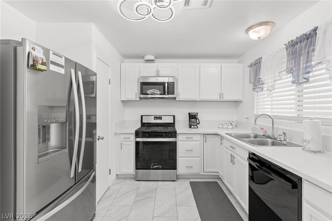 2316 El Cerrito Circle