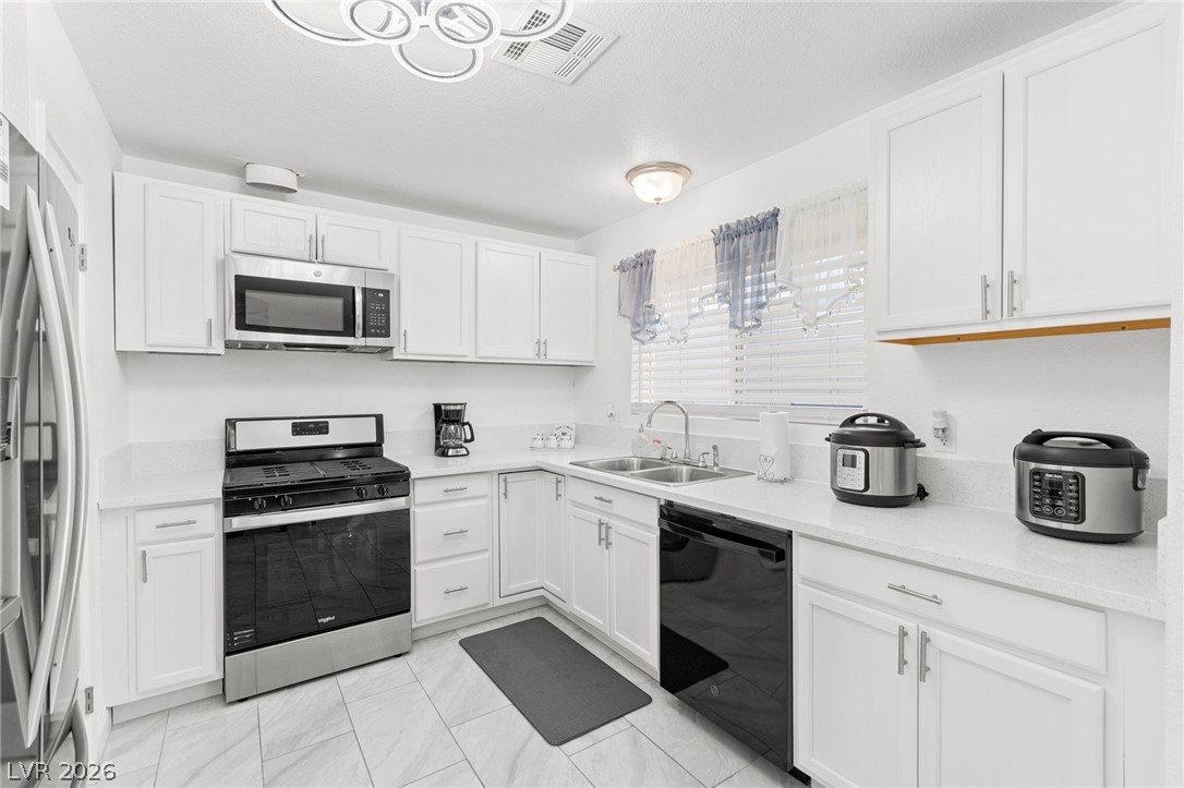 2316 El Cerrito Circle