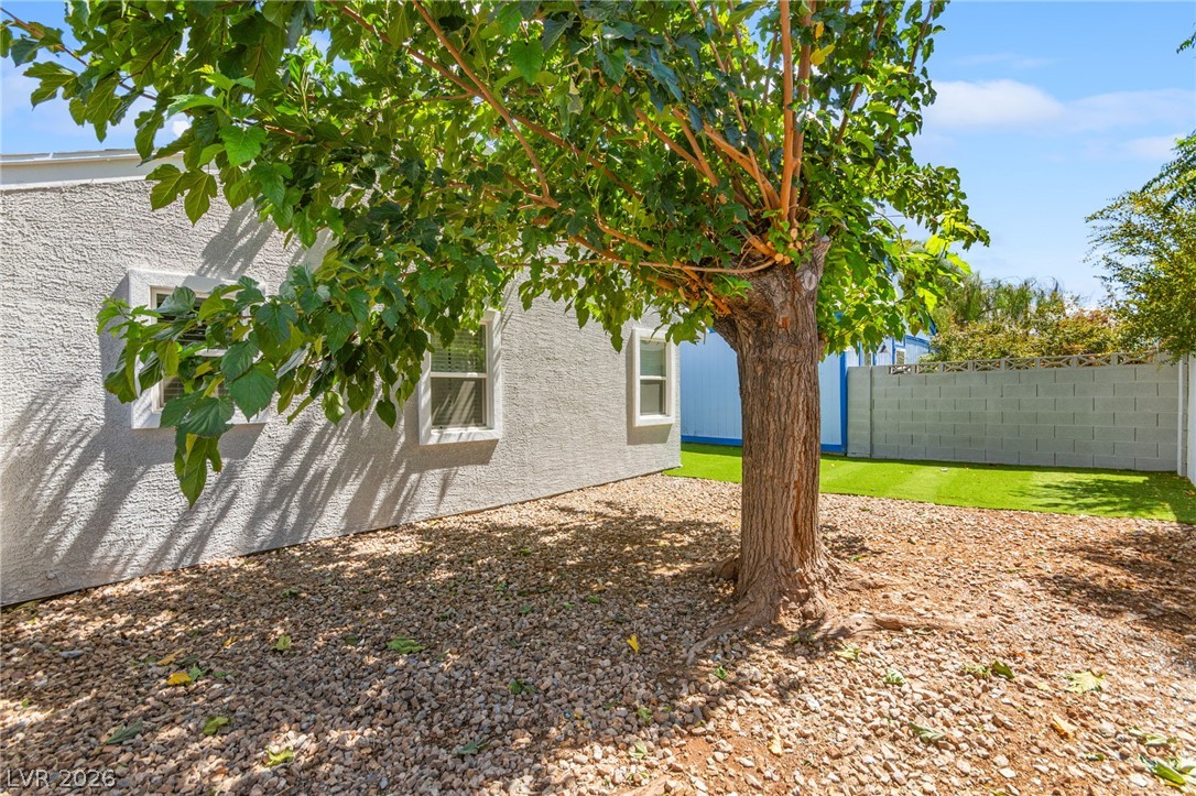 2316 El Cerrito Circle