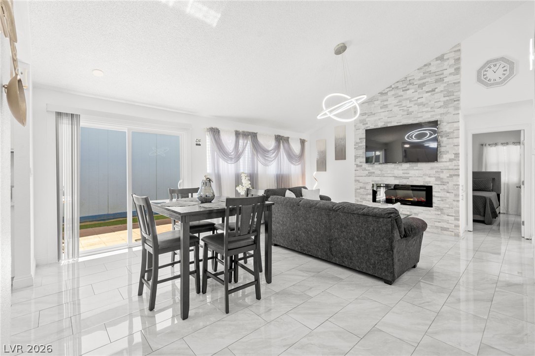 2316 El Cerrito Circle