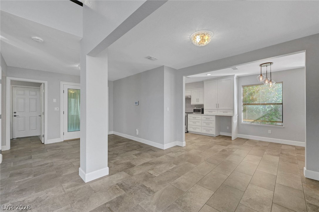 5253 Drifting Sands Court