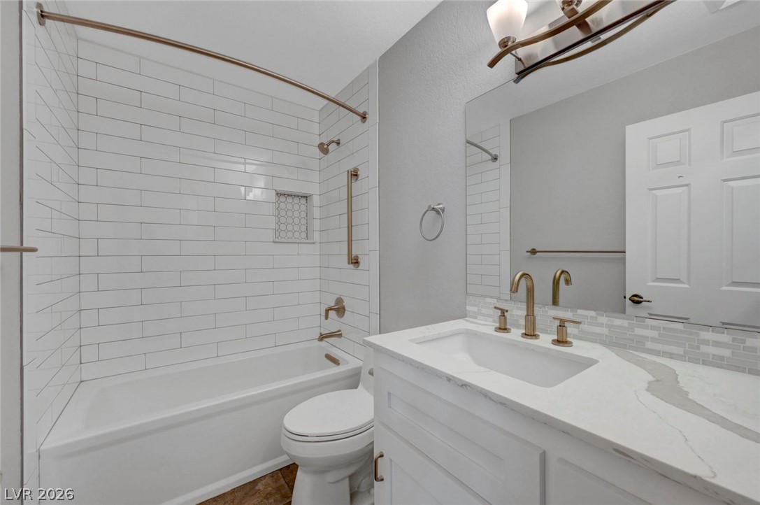 5253 Drifting Sands Court