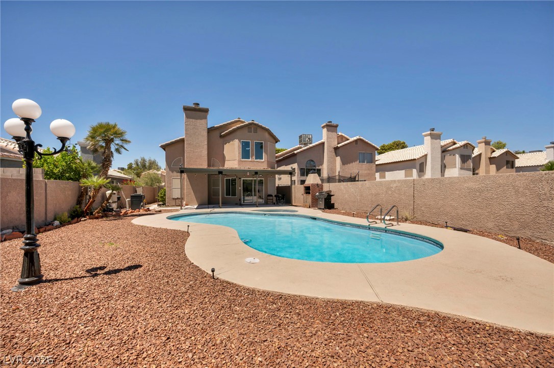 5322 Sandstone Drive