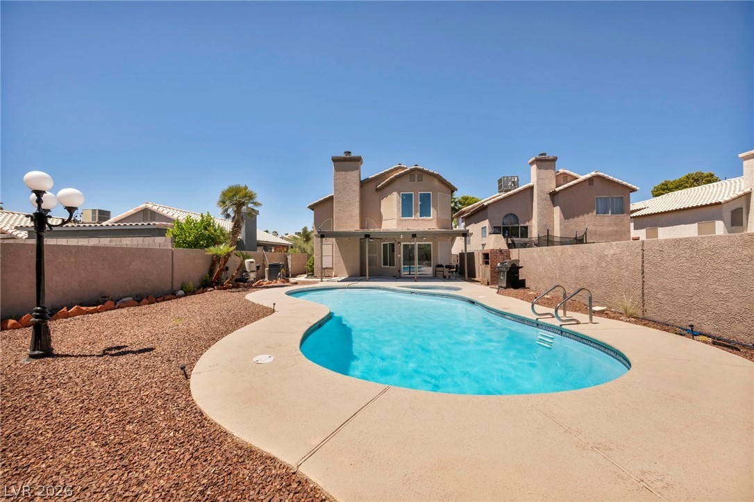 5322 Sandstone Drive