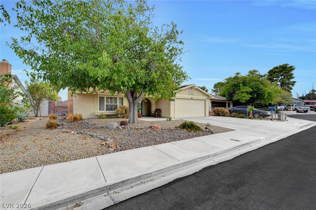 5817 Mary Way