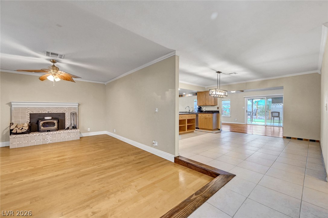 5817 Mary Way