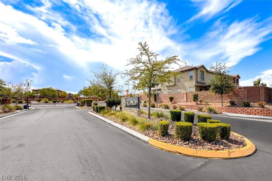 1821 Soto Lane