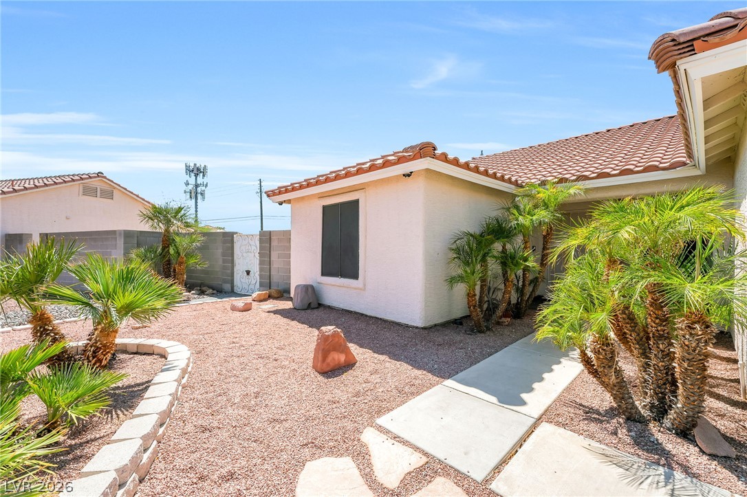 719 Carlitos Avenue