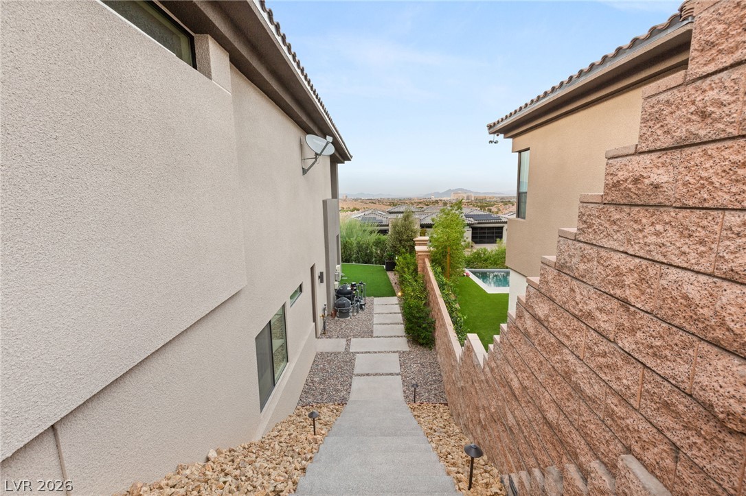 11142 San Terrazo Place