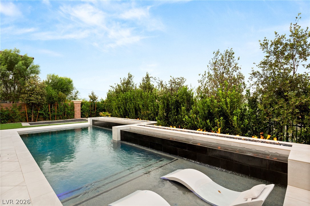 11142 San Terrazo Place