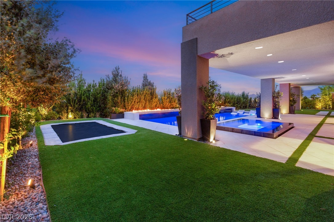 11142 San Terrazo Place