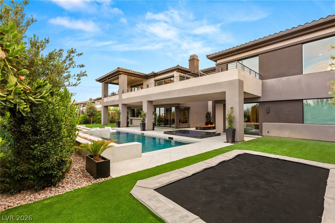 11142 San Terrazo Place