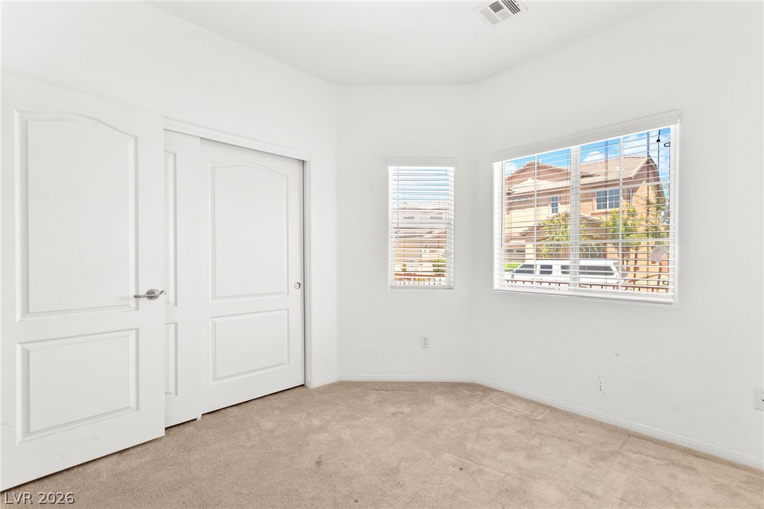 324 Sharp Edge Avenue