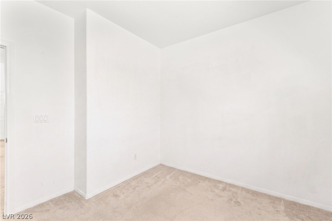 324 Sharp Edge Avenue