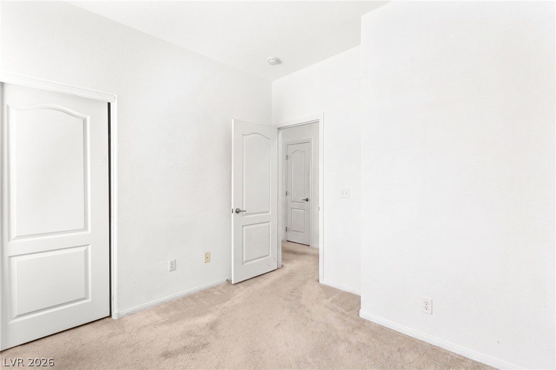 324 Sharp Edge Avenue