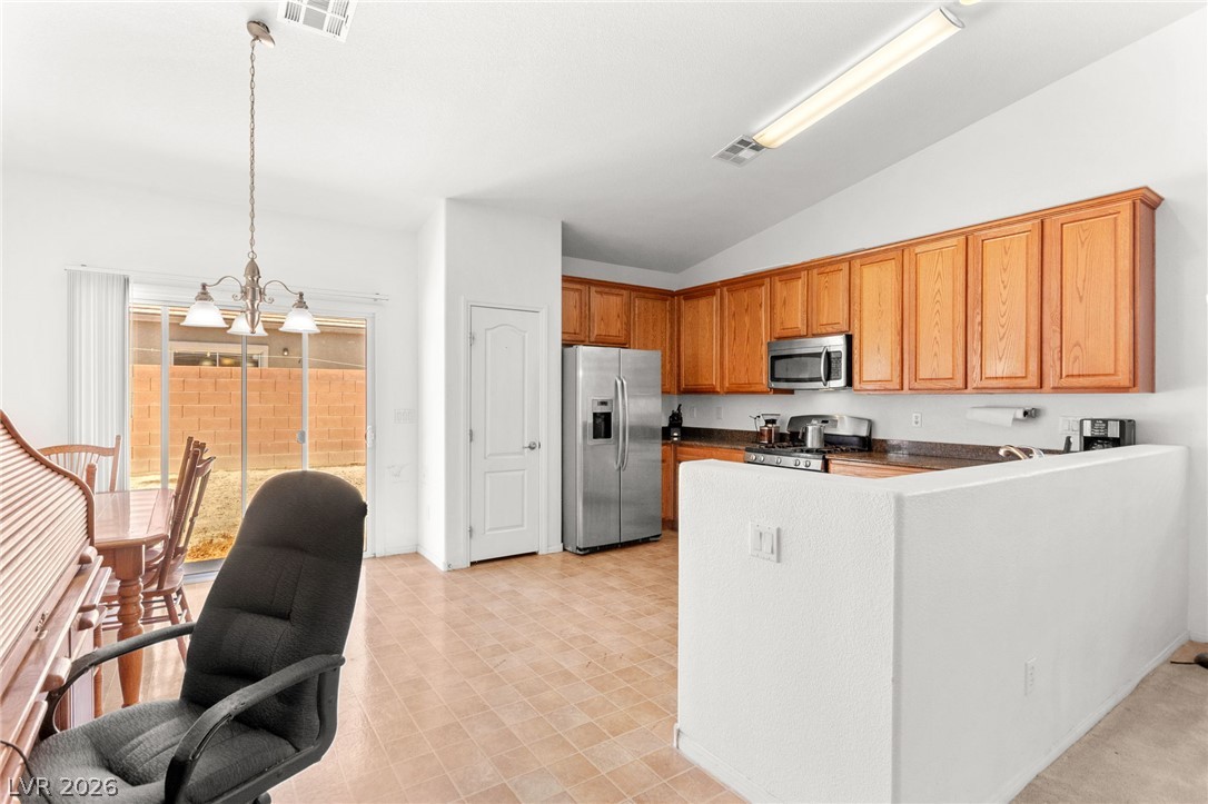 324 Sharp Edge Avenue