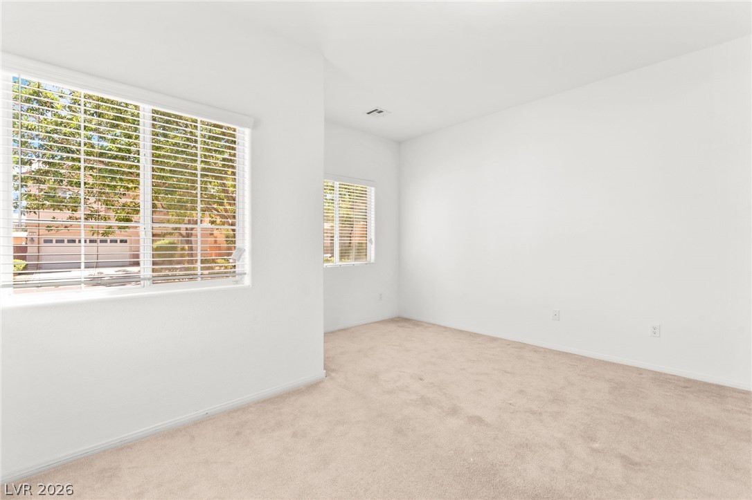 324 Sharp Edge Avenue