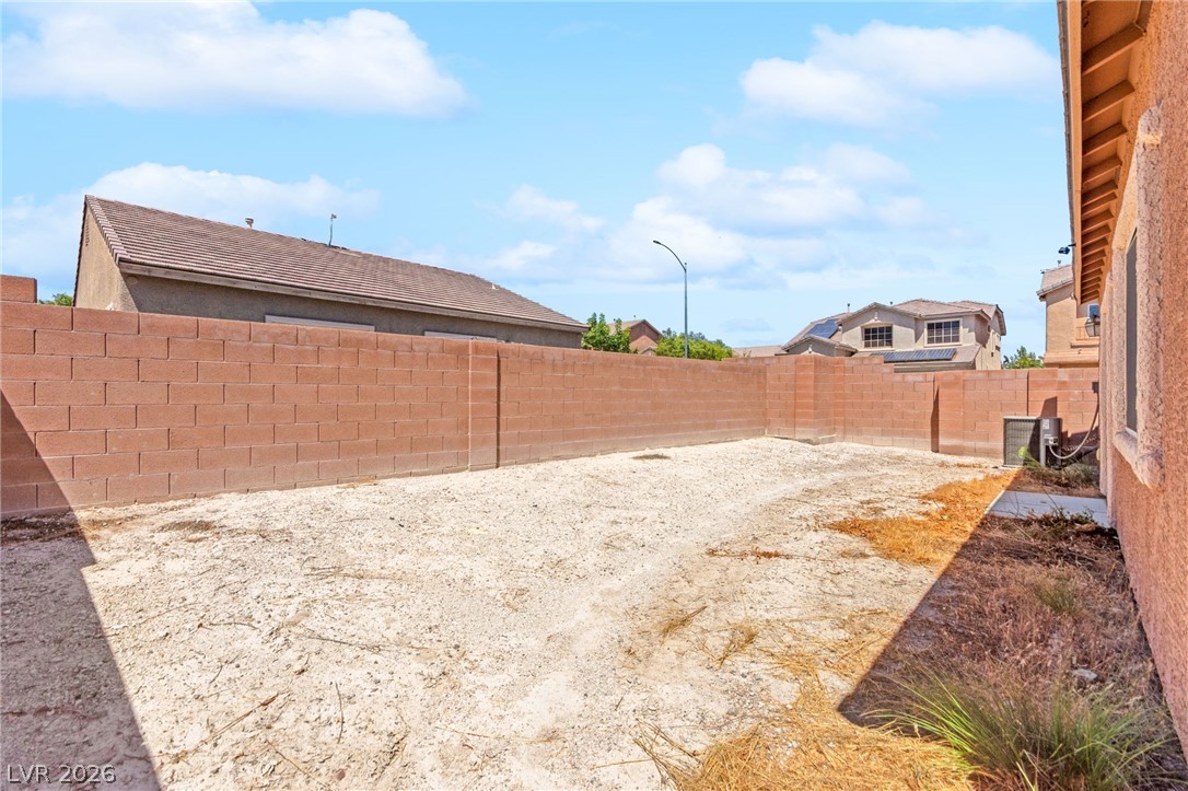 324 Sharp Edge Avenue