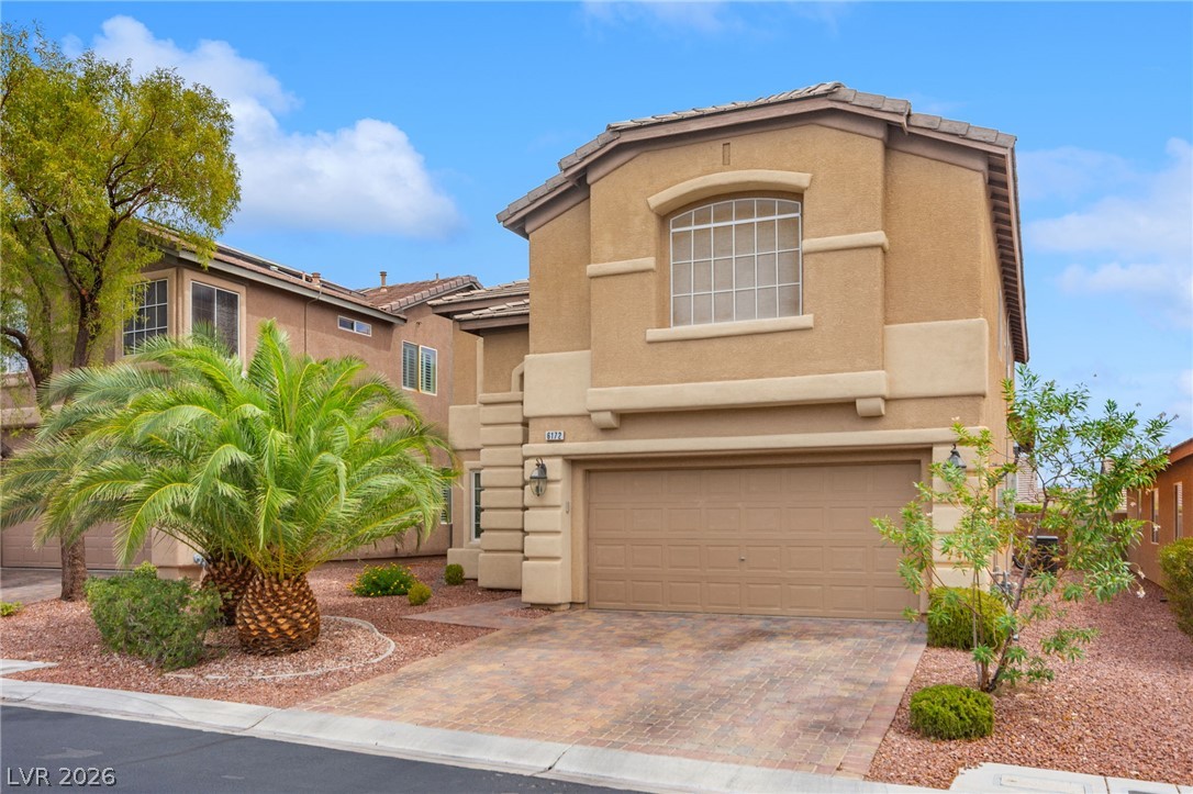 6172 Whitelion Walk Street