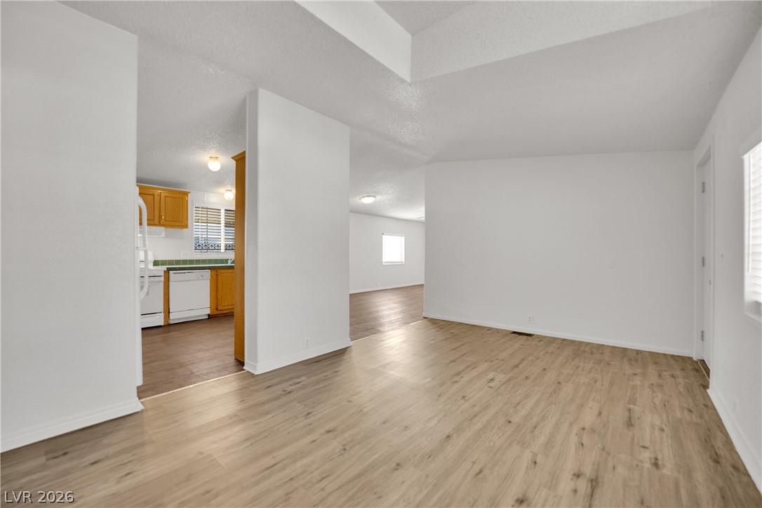 5914 Sassy Rose Drive