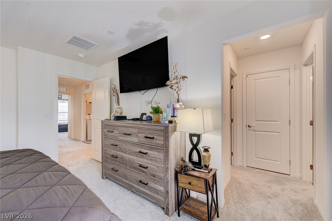 6804 Satin Silver Court