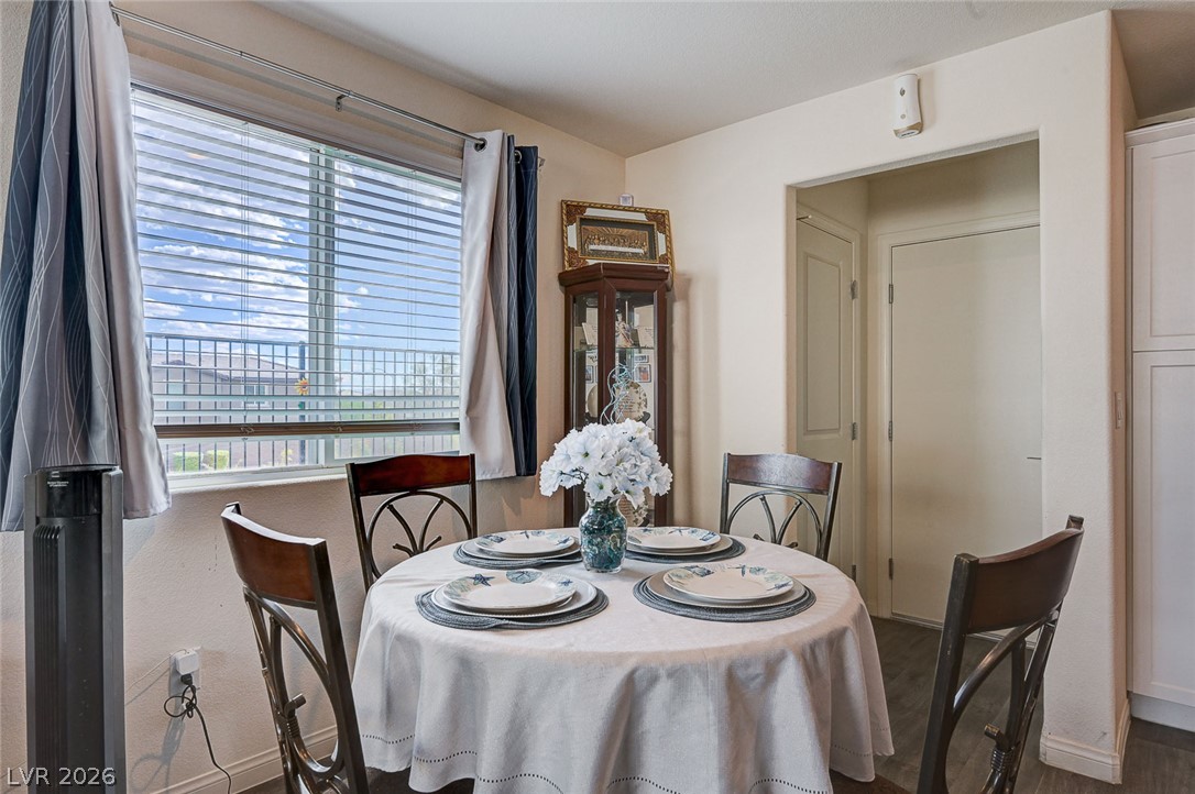 6804 Satin Silver Court