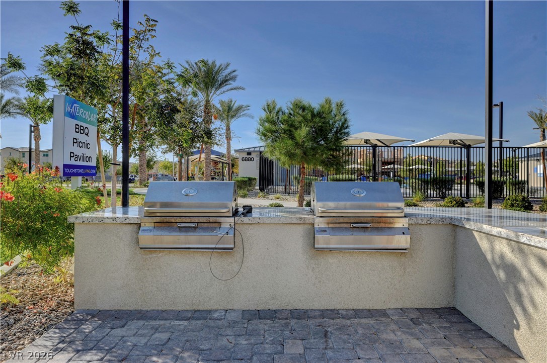 6804 Satin Silver Court