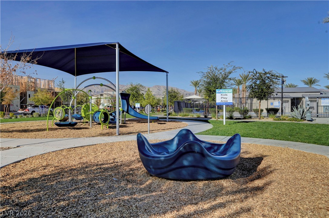 6804 Satin Silver Court