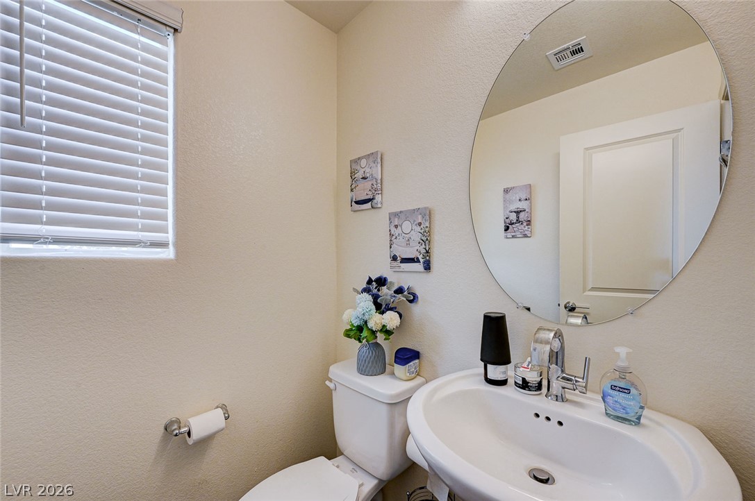 6804 Satin Silver Court