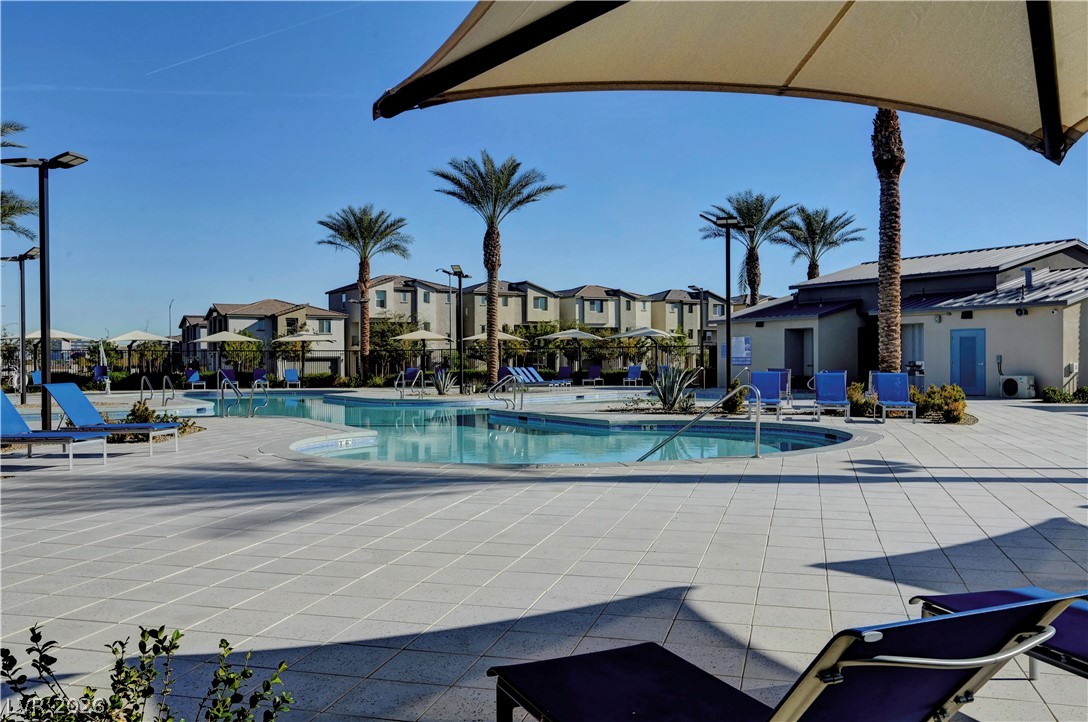 6804 Satin Silver Court