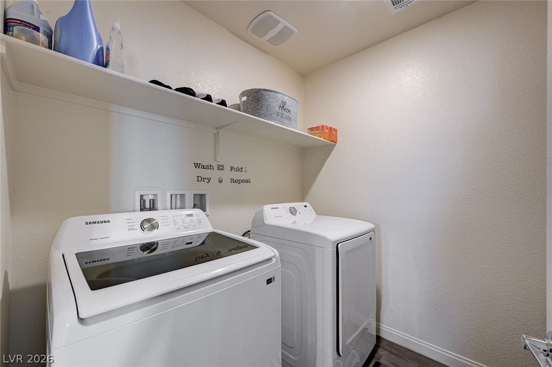 6804 Satin Silver Court