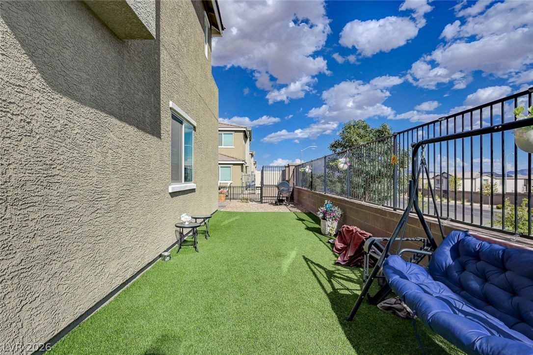 6804 Satin Silver Court