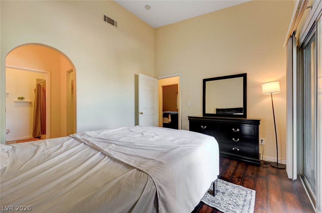 900 Heavenly Hills Court 213
