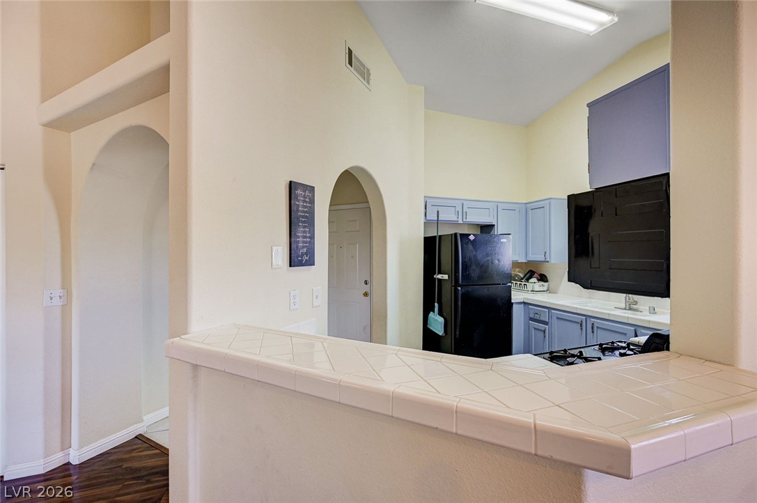 900 Heavenly Hills Court 213
