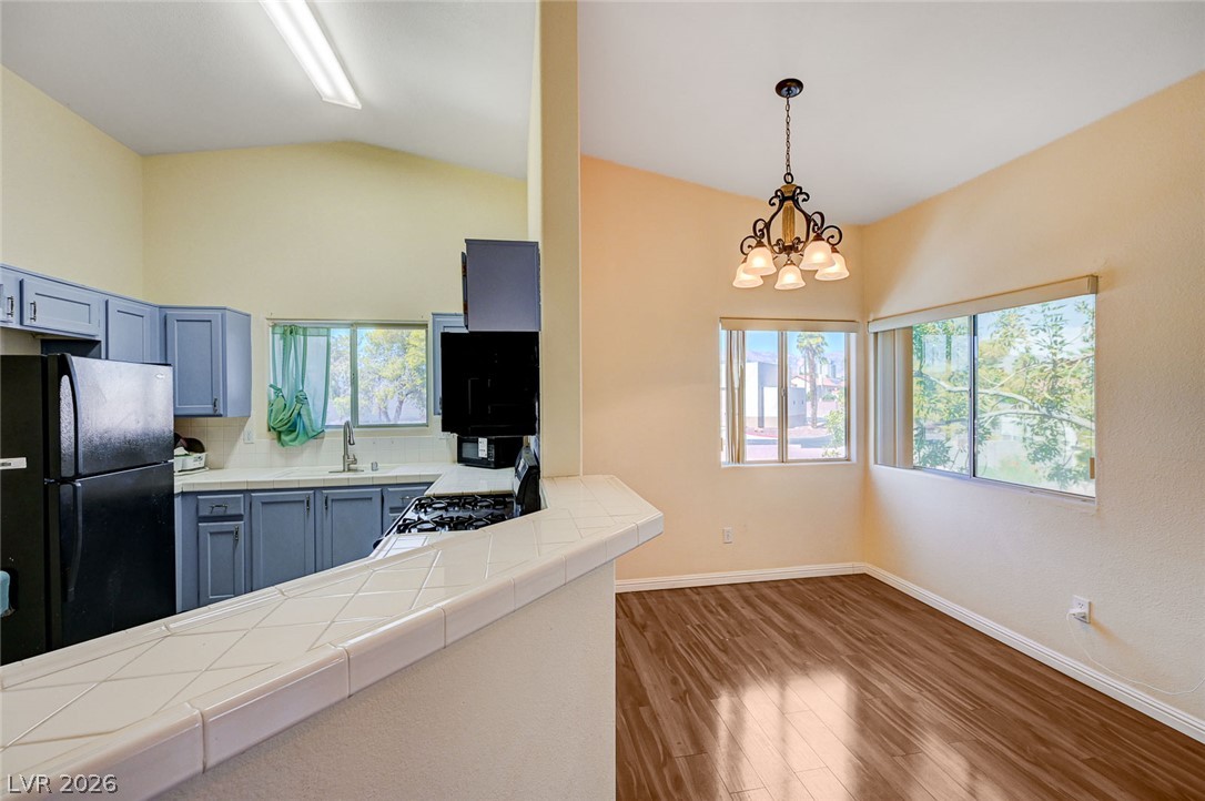 900 Heavenly Hills Court 213